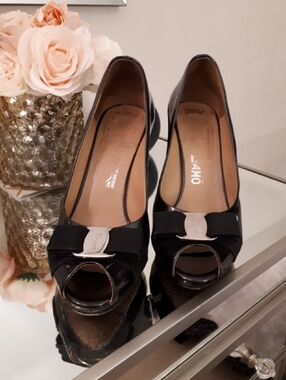 Salvatore Ferragamo Black Patent Peep-Toe Pumps with Bow